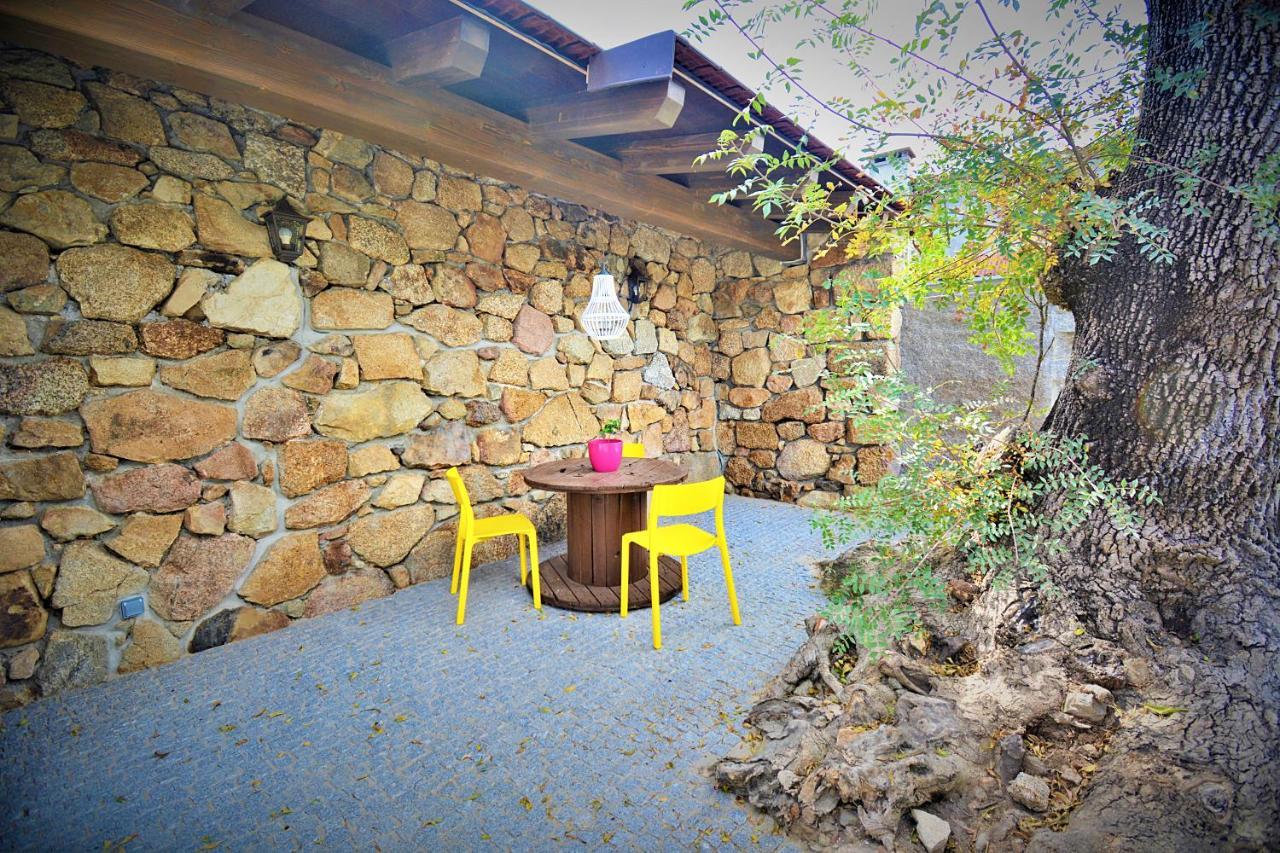 Galihost - Apartamentos Mamuela Ribadumia Exterior foto